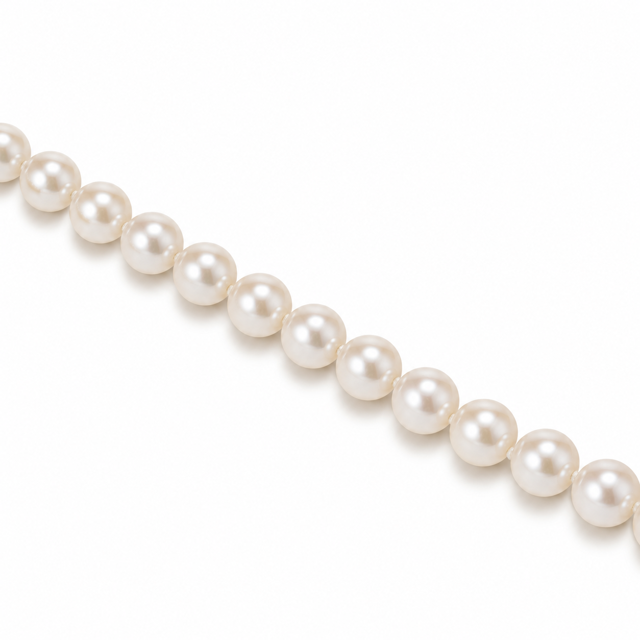 Close-up of the freshwater pearls on the Classic Pearl Necklace