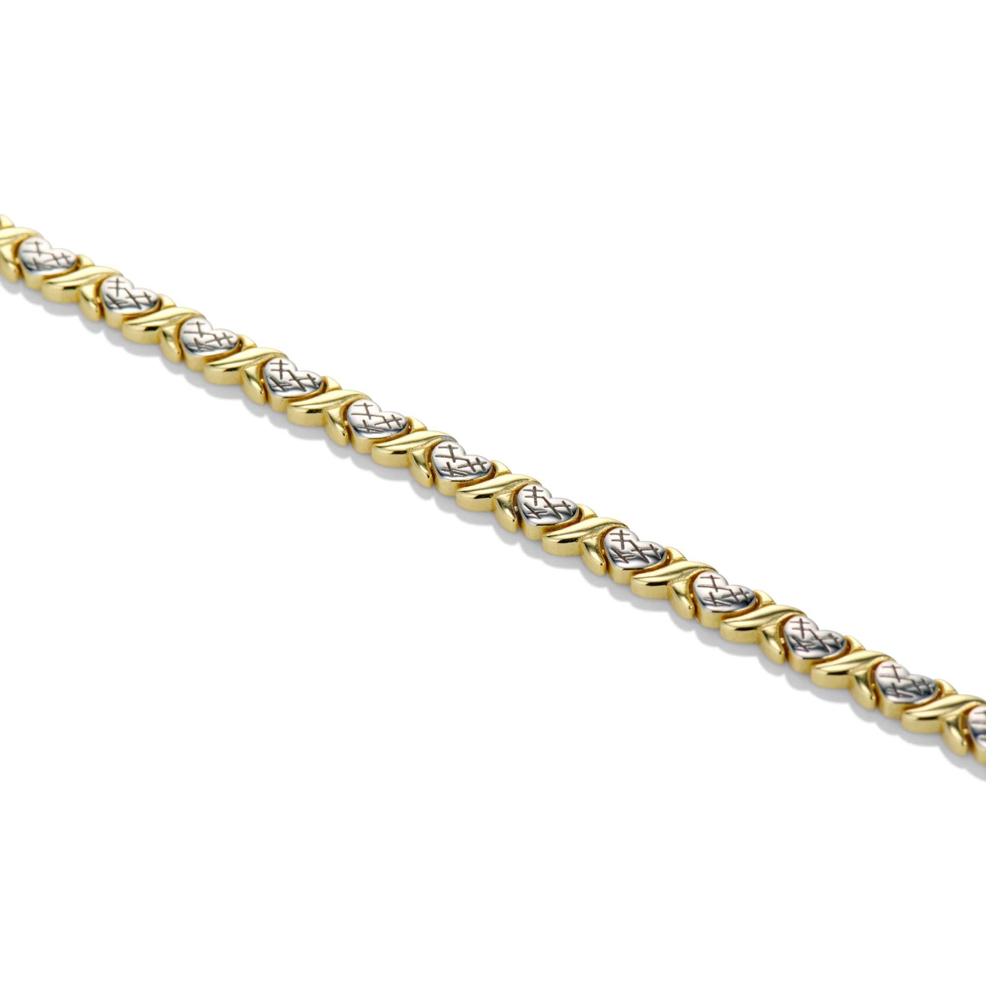 Close-up of the two-tone XOXO Necklace links